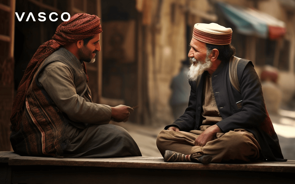 Deux personnes arabes se parlent.