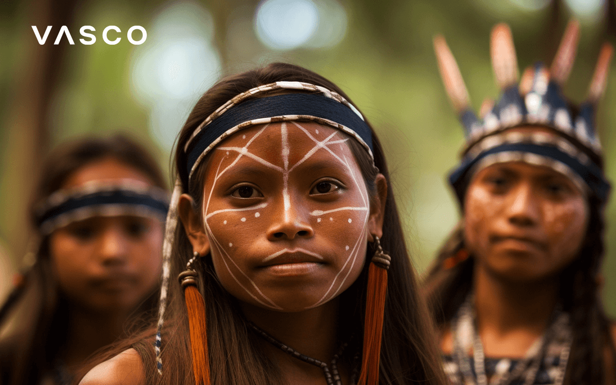 Trois femmes de la forêt amazonienne.