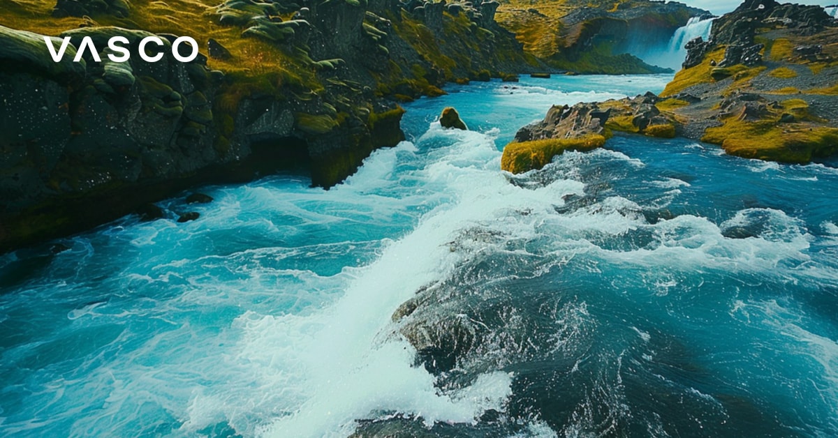 Une photo de la rivière en Islande